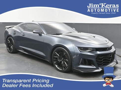 Used 2021 Chevrolet Camaro ZL1 w/ LPO, ZL1 Protection Package RWD image 1