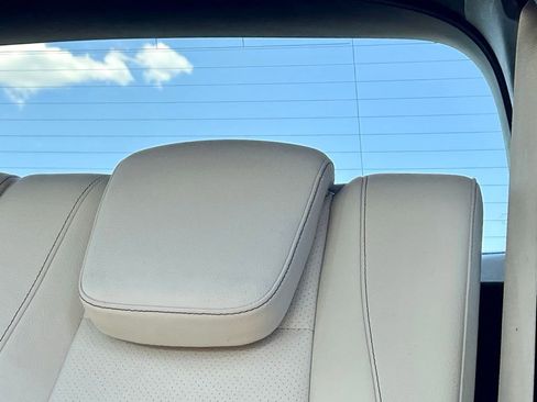 Certified 2023 Mercedes-Benz GLS 450 4MATIC image 23