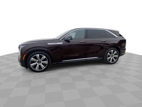 Used 2025 Cadillac Escalade IQ Luxury 2 w/ LPO, Premium Carpet Package AWD/4WD image 7
