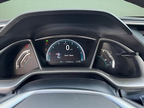 Used 2018 Honda Civic EX image 18