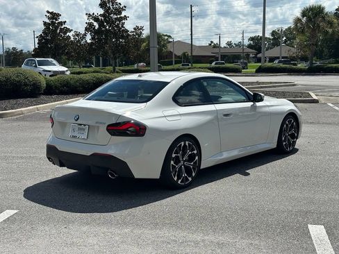 Used 2026 BMW 230i Coupe w/ Premium Package RWD image 5