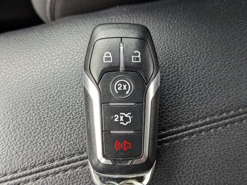 Used 2016 Ford Mustang V6 w/ Equipment Group 051A image 36