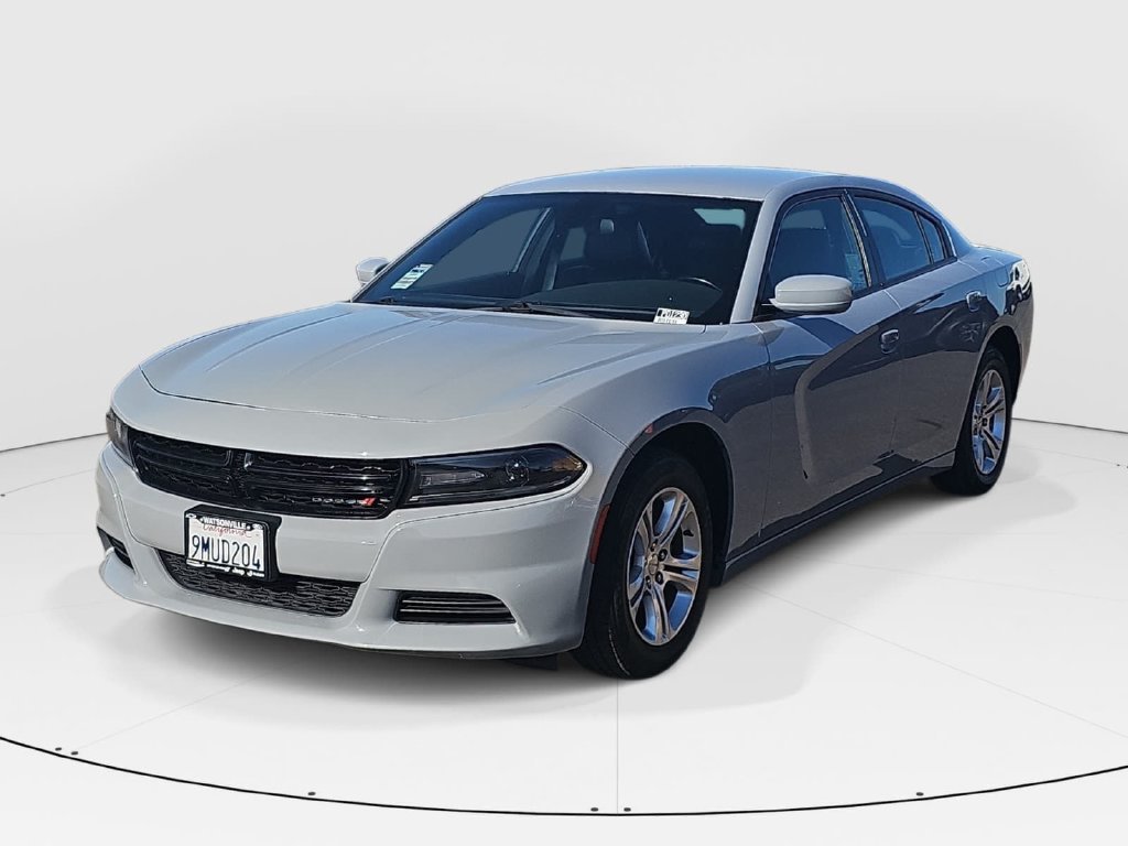 Used 2021 Dodge Charger SXT w/ Leather Interior Group RWD image 7