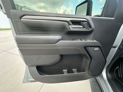 Used 2024 GMC Sierra 3500 AT4 w/ AT4 Premium Plus Package image 23