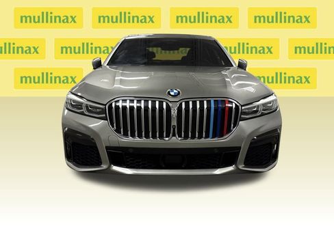 Used 2021 BMW 750i xDrive w/ Executive Package image 6