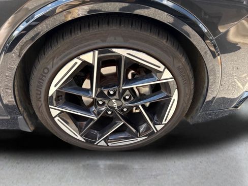 Used 2025 Kia K4 GT-Line w/ GT-Line Premium Package FWD image 22