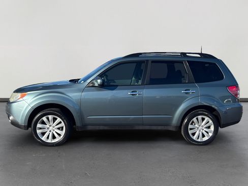 Used 2012 Subaru Forester 2.5X Premium w/ All-Weather Pkg image 2
