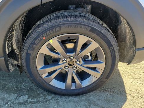 New 2026 Ford Explorer Active w/ Active Comfort Package image 22