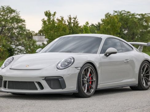 Certified 2018 Porsche 911 GT3 RWD image 23