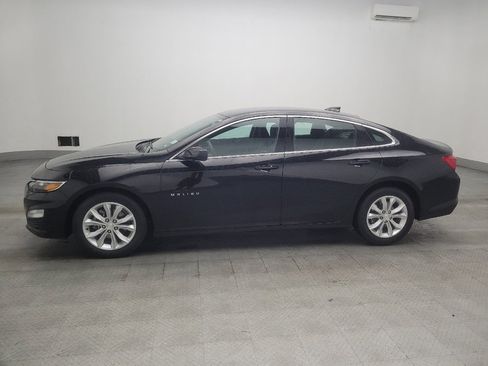 Used 2025 Chevrolet Malibu LT FWD image 3