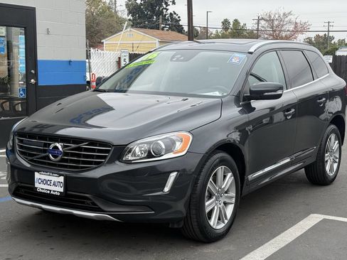 Used 2016 Volvo XC60 T5 Platinum w/ Climate Package image 3