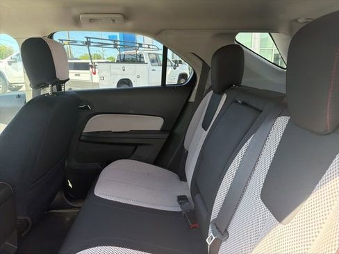 Used 2015 Chevrolet Equinox LT image 8