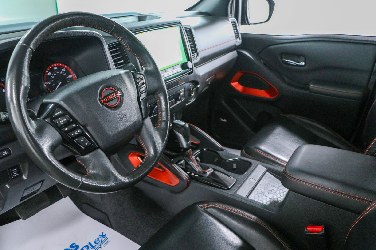 Used 2023 Nissan Frontier PRO-4X w/ Pro-4X Premium Package AWD/4WD image 26