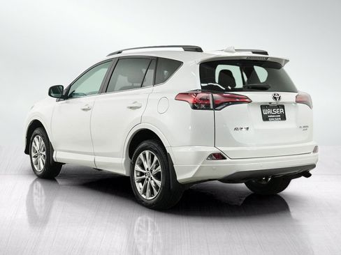 Used 2018 Toyota RAV4 Platinum AWD/4WD image 4