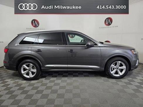 Used 2023 Audi Q7 2.0T Premium Plus w/ Premium Plus Package AWD/4WD image 3