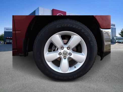 Used 2024 RAM 1500 Classic SLT image 7