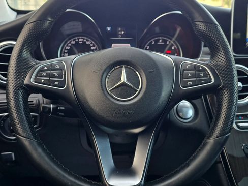 Used 2018 Mercedes-Benz GLC 300 4MATIC image 31