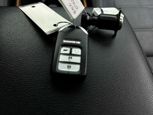 Used 2022 Honda CR-V Touring image 36