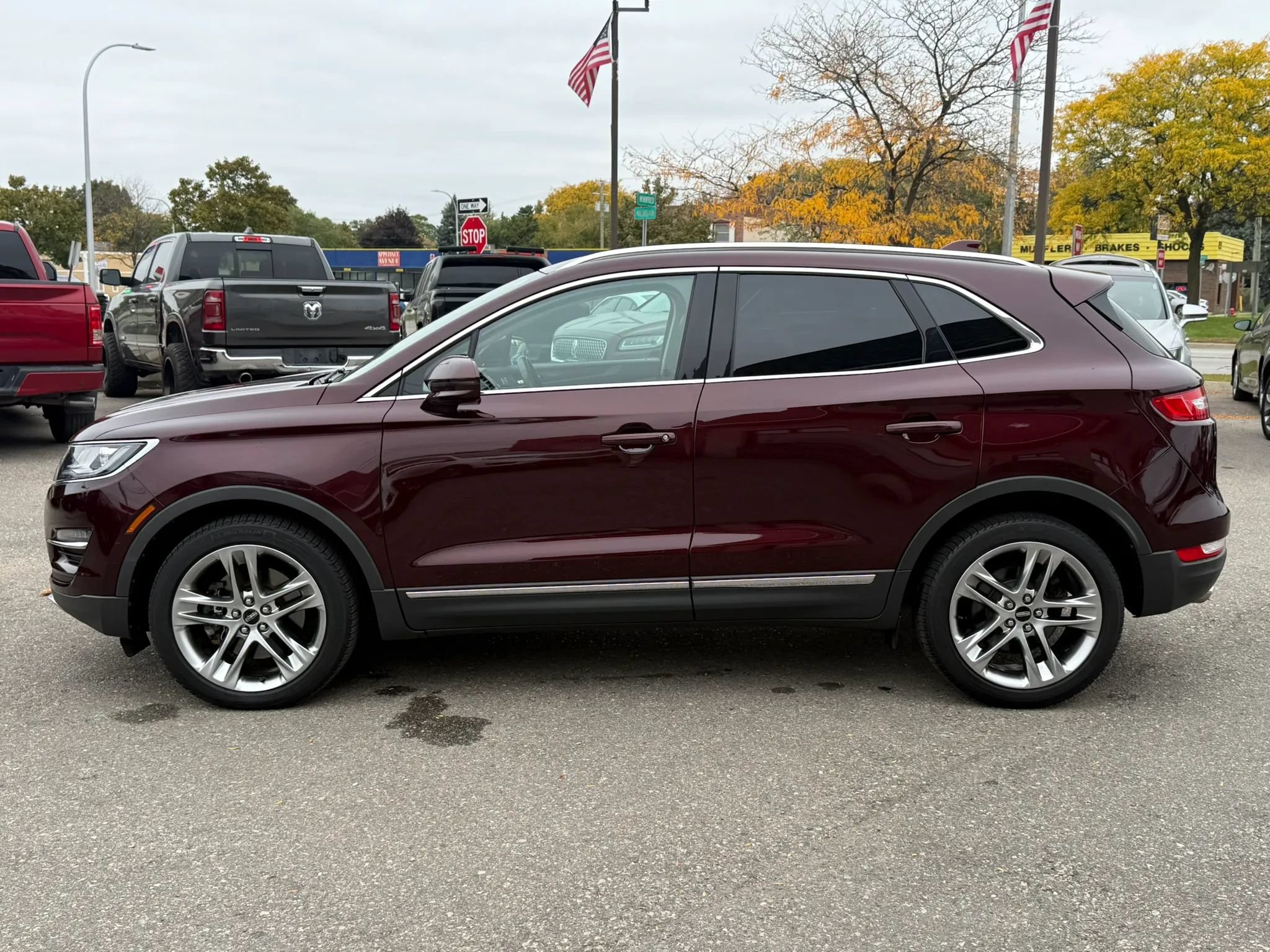 Used 2018 Lincoln MKC Reserve w/ Lincoln MKC Climate Package AWD/4WD image 8