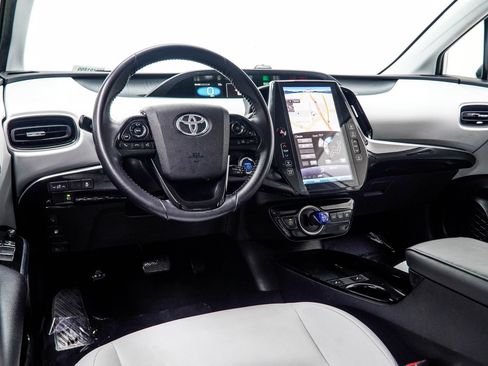 Used 2021 Toyota Prius Prime XLE FWD image 18