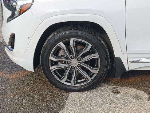 Used 2020 GMC Terrain Denali w/ GMC Pro Grade Package image 10