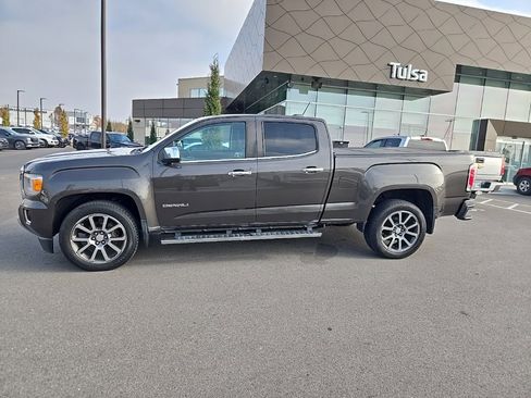 Used 2019 GMC Canyon Denali image 6