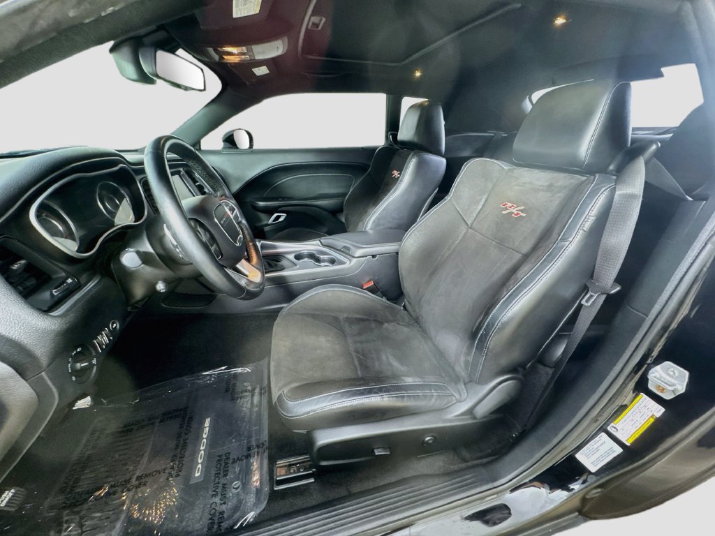 Used 2015 Dodge Challenger R/T Scat Pack w/ Leather Interior Group RWD image 27