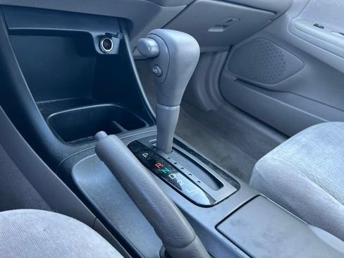 Used 2002 Toyota Camry SE FWD image 22