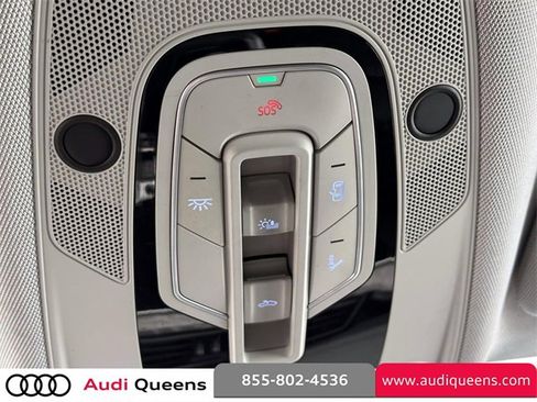 Used 2021 Audi e-tron Premium image 33