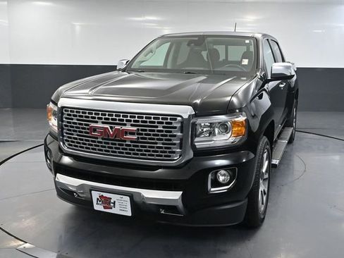 Used 2020 GMC Canyon Denali image 13