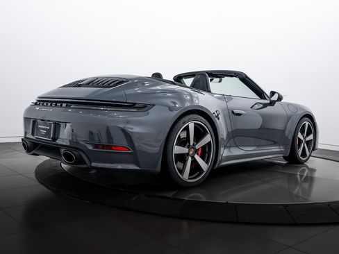 New 2026 Porsche 911 Carrera 4S image 7