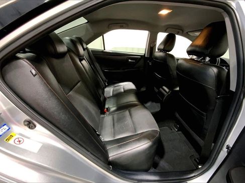 Used 2016 Toyota Camry LE image 20