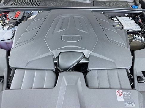 New 2026 Porsche Cayenne Coupe image 33