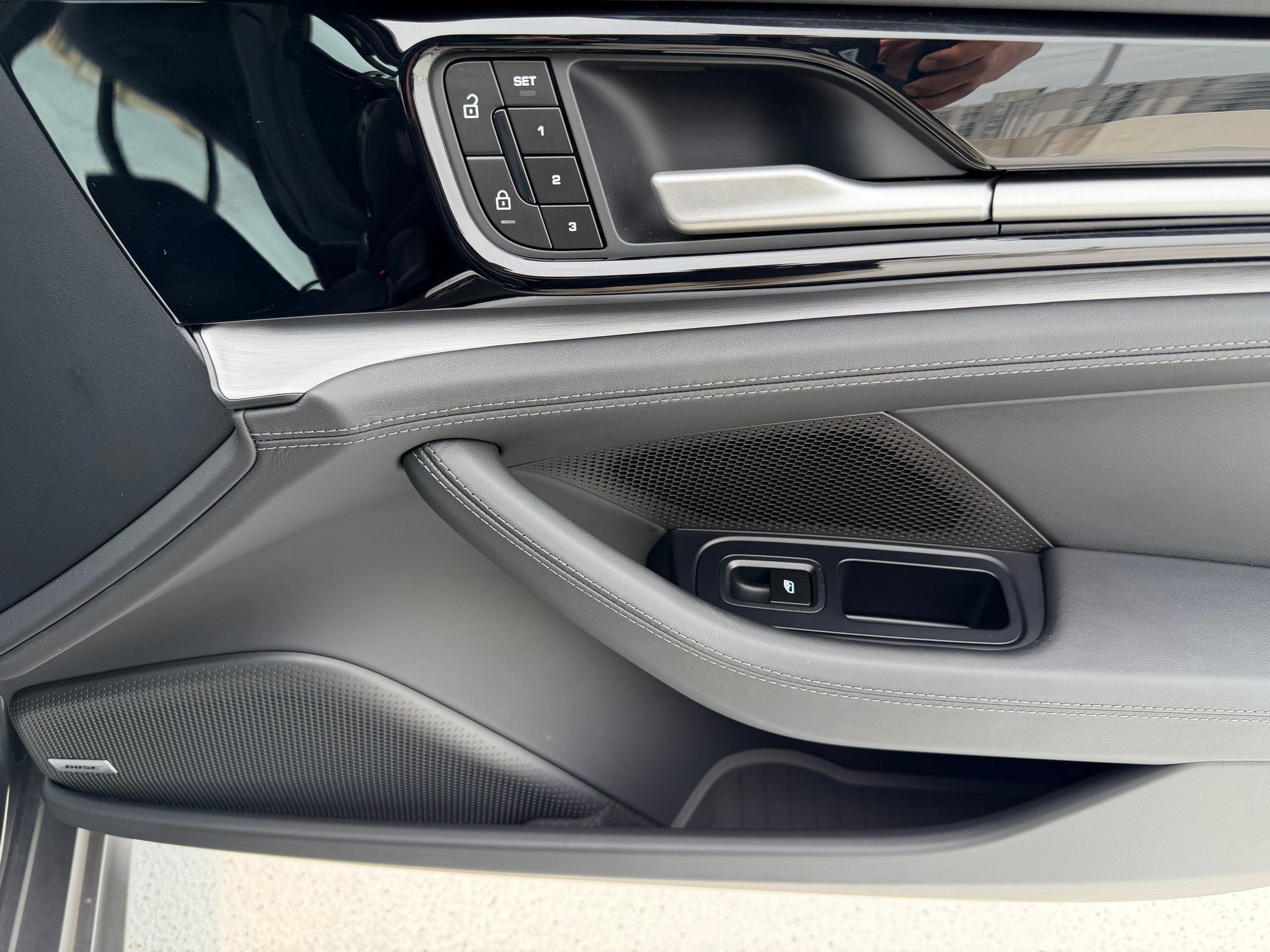 Certified 2024 Porsche Panamera image 13