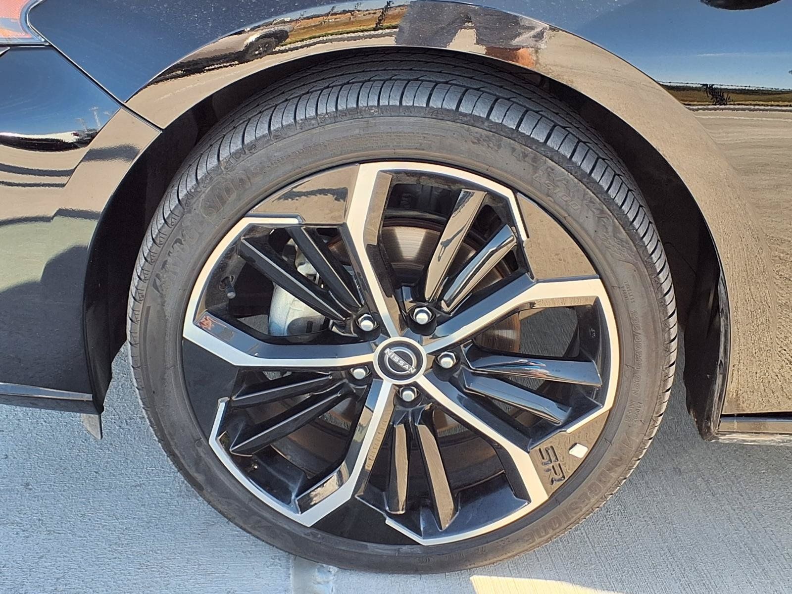 Used 2025 Nissan Altima 2.5 SR AWD/4WD image 27
