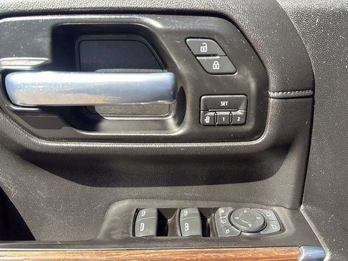 Used 2020 Chevrolet Silverado 2500 High Country w/ Technology Package AWD/4WD image 20