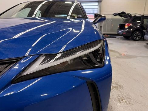 Used 2025 Lexus UX 300h AWD w/ Accessory Package (Z1) image 9