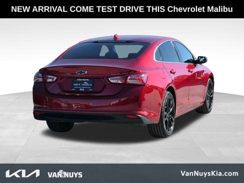 Used 2023 Chevrolet Malibu LT w/ Sport Edition image 3
