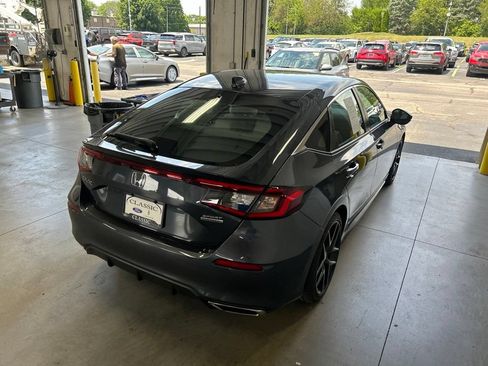 Used 2022 Honda Civic Sport Touring image 8