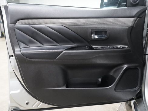 Used 2022 Mitsubishi Outlander SEL AWD/4WD image 10