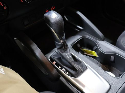 Used 2022 Nissan Frontier S w/ Technology Package image 28