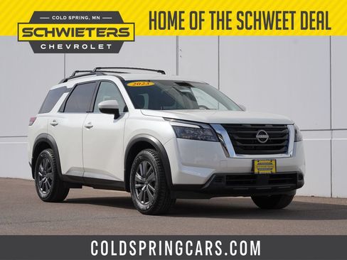 Used 2023 Nissan Pathfinder SV AWD/4WD image 1