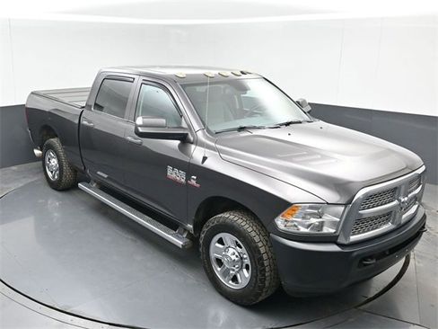 Used 2016 RAM 2500 Tradesman w/ Chrome Appearance Group image 30