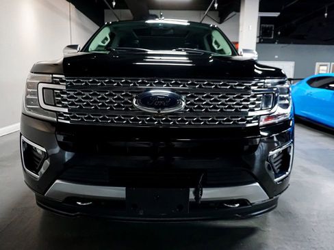 Used 2019 Ford Expedition Platinum image 16