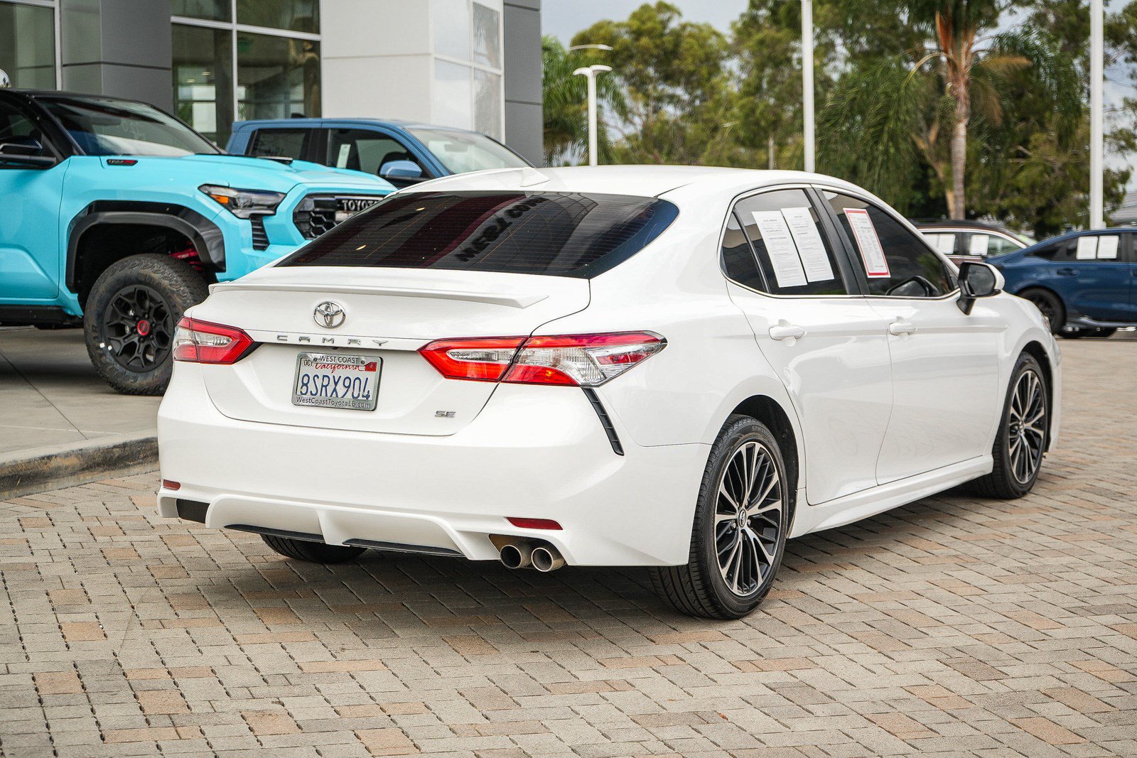 Certified 2020 Toyota Camry SE FWD image 7