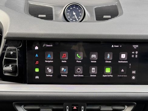 Certified 2025 Porsche Cayenne Coupe image 27