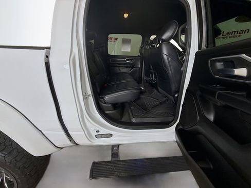 Used 2022 RAM 1500 Big Horn image 25