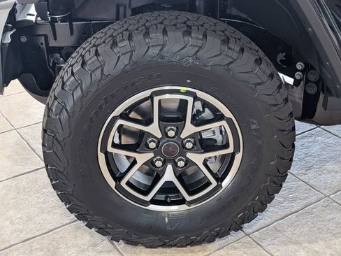 New 2026 Jeep Wrangler Unlimited Rubicon AWD/4WD image 10