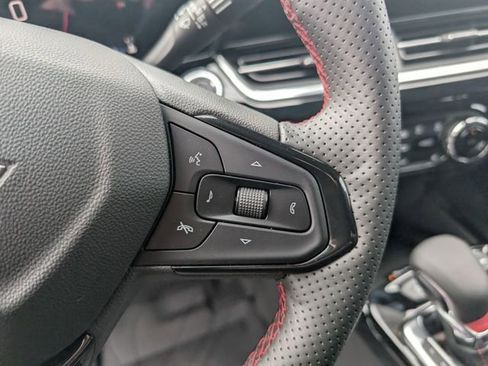 New 2026 Chevrolet Trax RS w/ Sunroof Package image 18