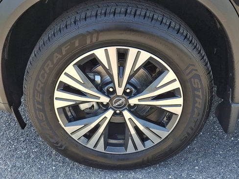 Used 2023 Nissan Rogue SV AWD/4WD image 10